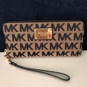 MK Wallet NEW!!